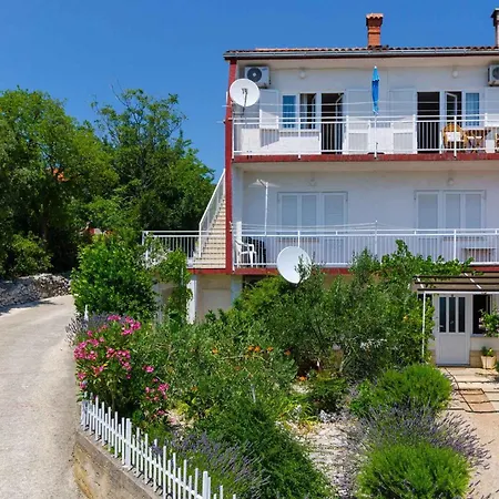 Apartment In 39212 Crikvenica